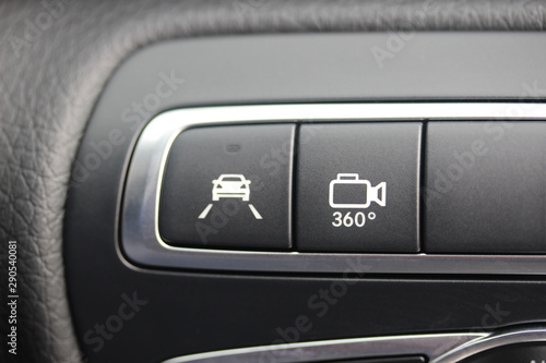 Vehicle buttons © hanjosan
