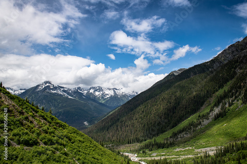 Scenic view while hiking in Glacier National Park, British Columbia © RLS Photo