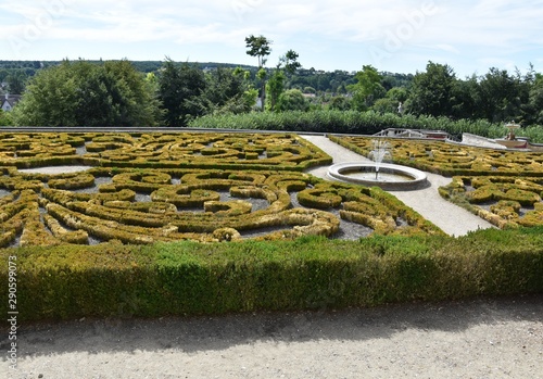 Konstfotografi Auvers Sur Oise`s garden in summer