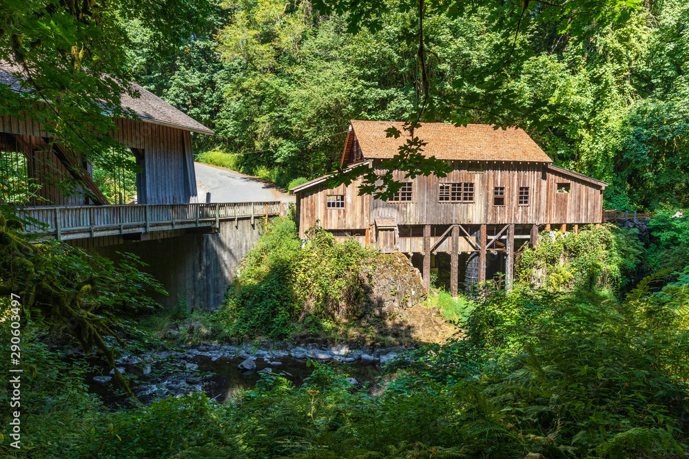 USA, Washington State, Woodland. Cedar Creek Grist Mill, near Vancouver, Washington.