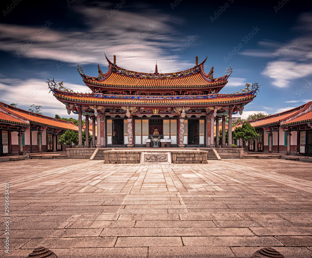 Fototapeta premium Świątynia Konfucjusza w Tajpej w Dalongdong Taipei