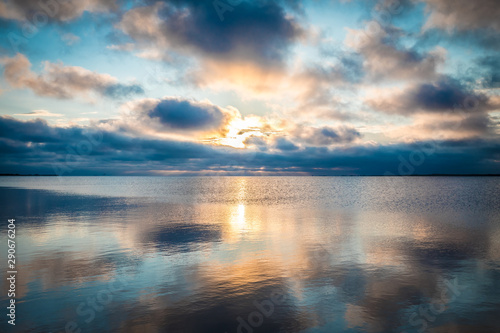 Sunset on the lake © sidoy