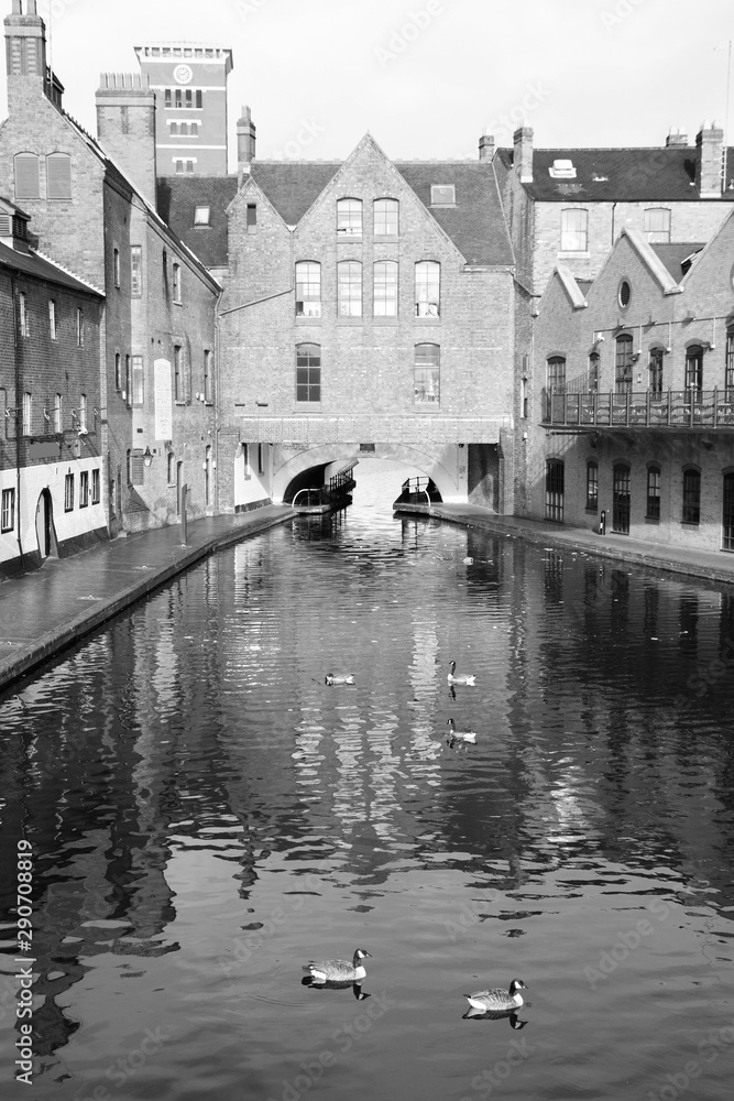Fototapeta premium Birmingham canal - Gas Street Basin. Black and white vintage style.