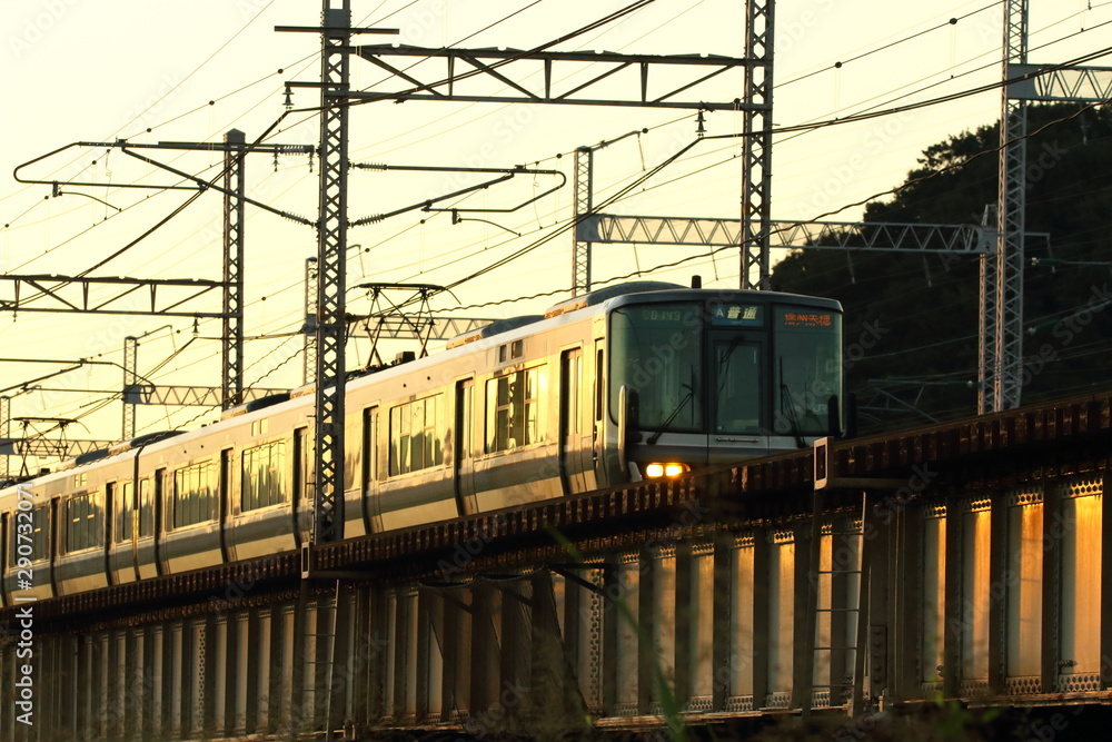 朝日を浴びる姫路市市川鉄橋 朝日を浴びる姫路市市川鉄橋