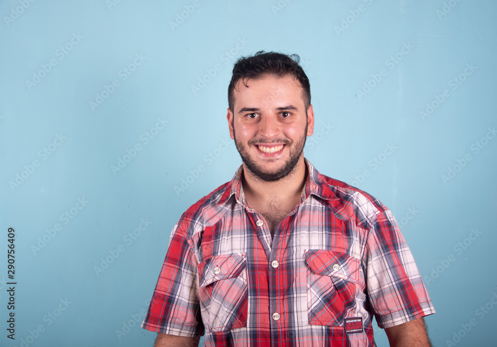 chico joven gafas selfie cara alegre enfermo feliz chico joven gafas selfie cara alegre enfermo feliz