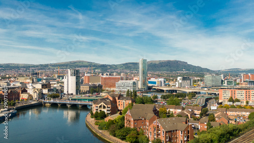 Cuadro en lienzo Aerial view on river and buildings in City center of Belfast Northern Ireland