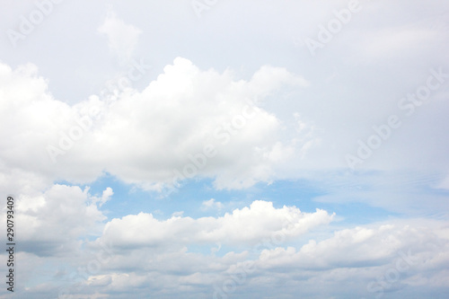 Fototapeta Naklejka Na Ścianę i Meble -  Blue sky with clouds for background, wallpapers,and clear sky background. 