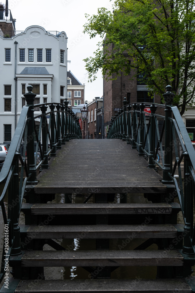 Ponte ad Amsterdam