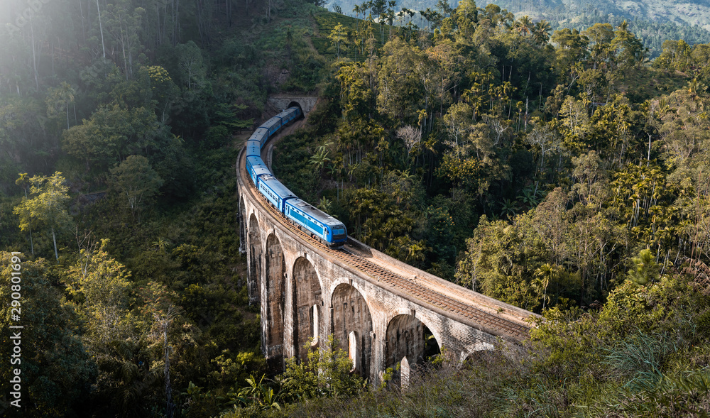 Wunschmotiv: Ells nine arch bridge, Ella, Sri Lanka #290801691