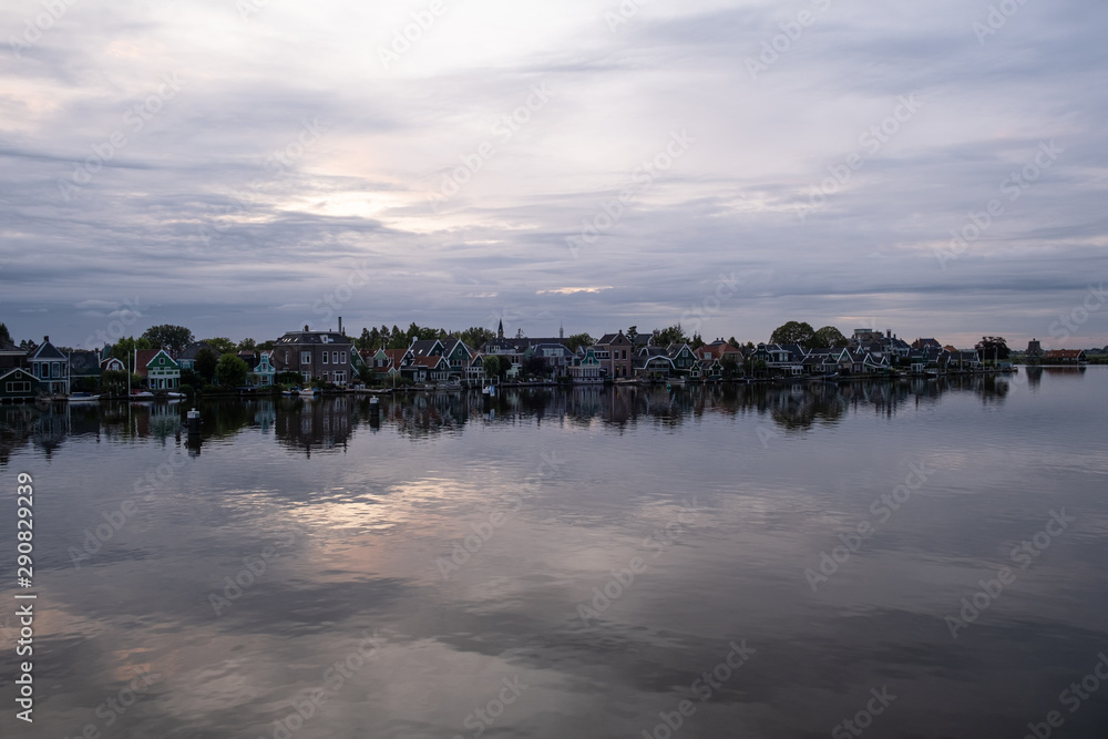 Fototapeta premium Paesaggio olandese a Zaanse Schans
