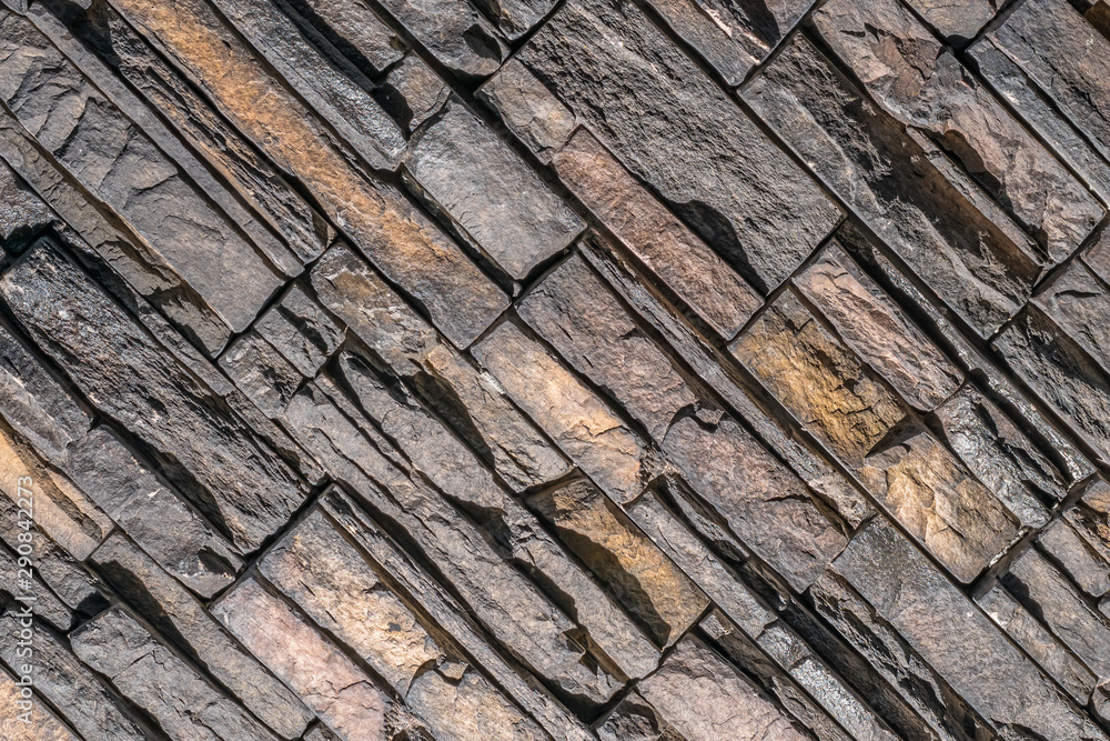 Diagonal stone wall