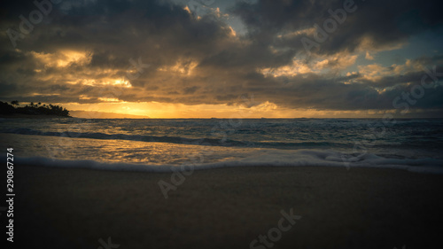 Hawaii Ocean View Cloudy West Coast © lo