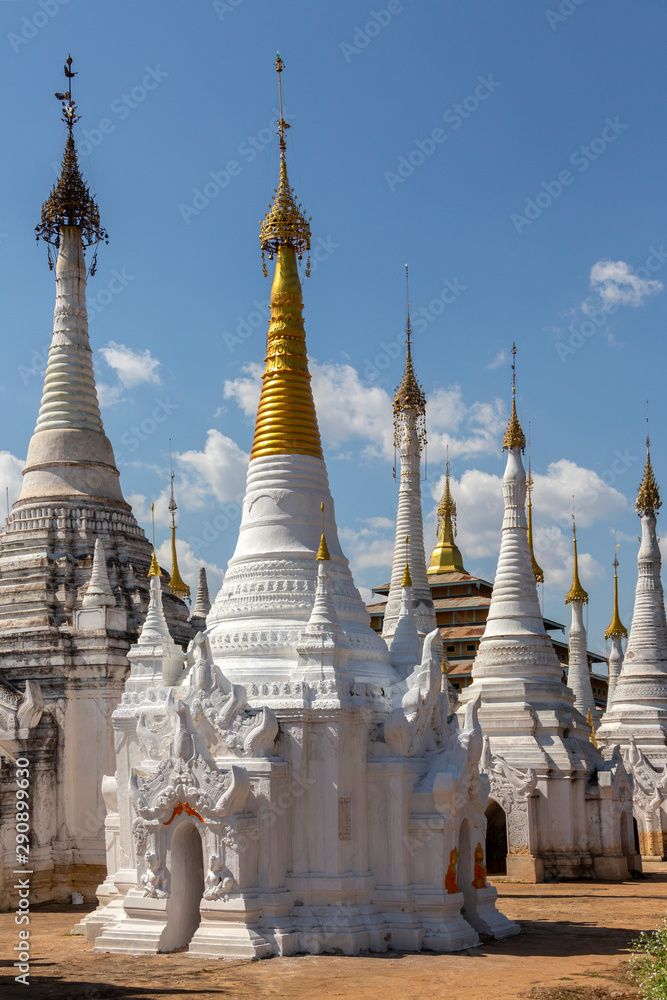  Ywama Paya Buddhist Temple - Inle Lake - Myanmar