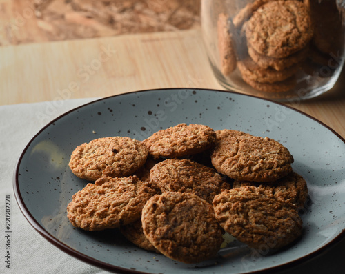 round oatmeal cookies
