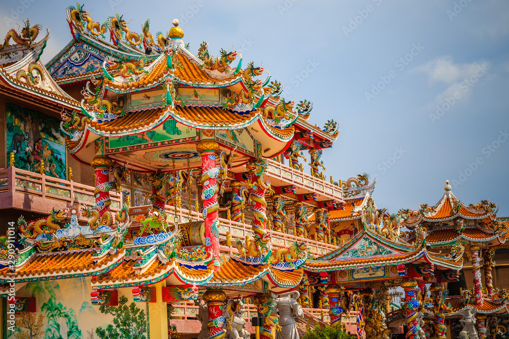 chinese temple in thailand