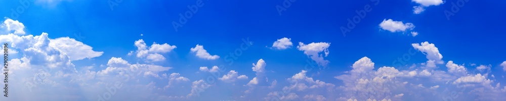 Obraz premium Blue sky with tiny clouds. Panorama