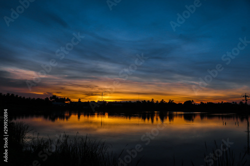 Wallpaper Mural sunset over lake Torontodigital.ca