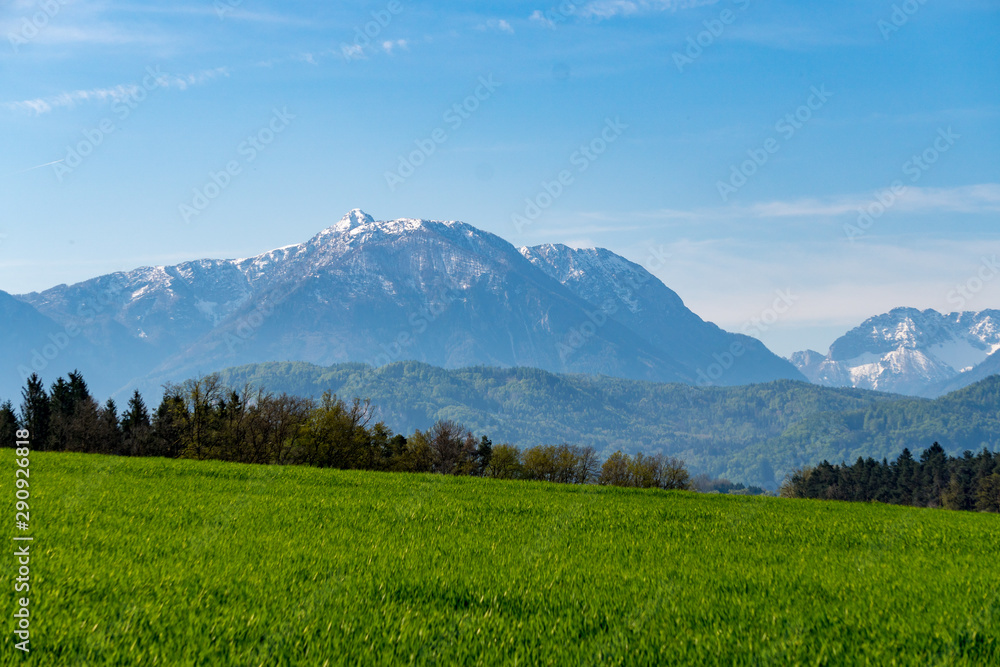 Bergpanorama Ferlacherhorn in Kärnten Österreich Bergpanorama Ferlacherhorn in Kärnten Österreich