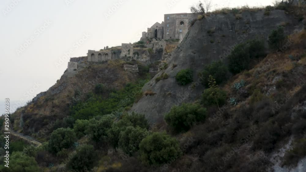 Castello Carafa di Roccella Ionica in Calabria. Castello Carafa di Roccella Ionica in Calabria.