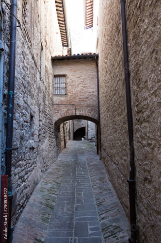 Medieval village of Gubbio © Sergio Pazzano