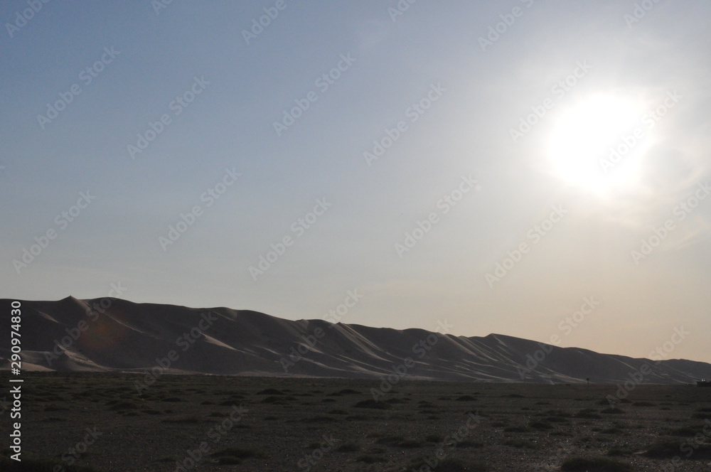 Mongolie, Desert de Badain Jaran, coucher de soleil