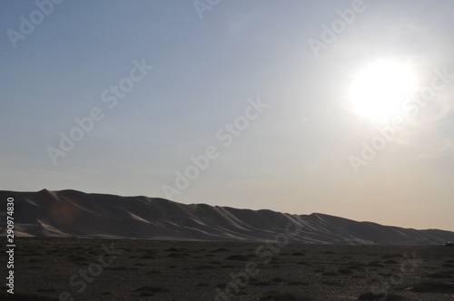 Mongolie, Desert de Badain Jaran, coucher de soleil