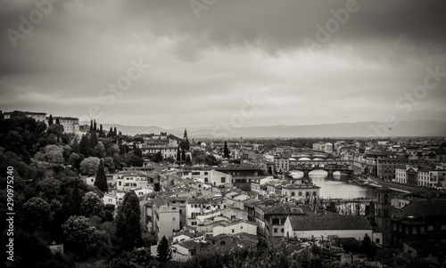 Beautiful view of the medieval center of Florence © Sergio Pazzano