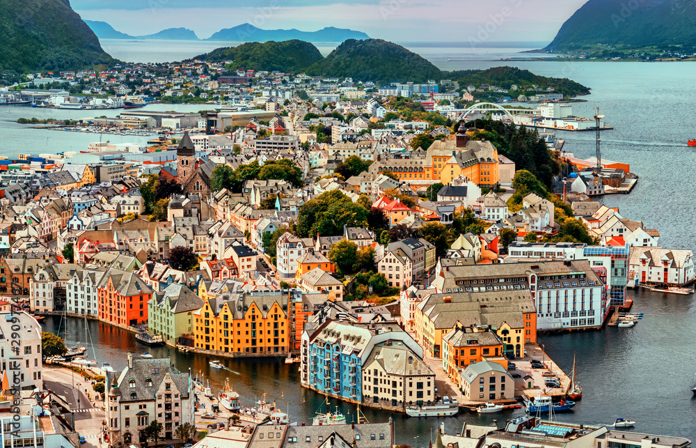 Alesund is a port and tourist city at the entrance to the Geirangerfjord.  Cityscape image of Alesund. - obrazy, fototapety, plakaty 