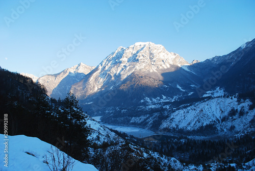 La valle del Vajont,un freddo giorno d'inverno