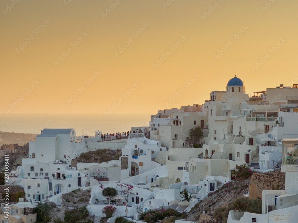 Sunset time in Oia