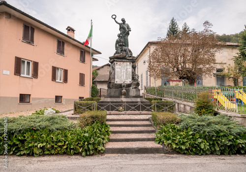 Monument to the Fallen in Brinzio village, province of Varese, Italy © EleSi