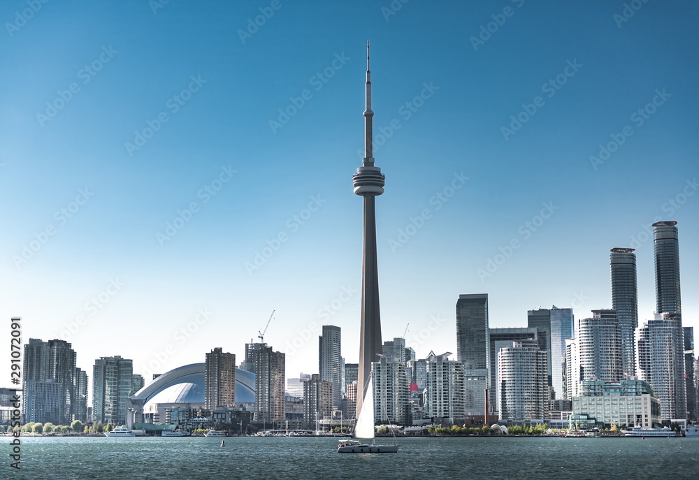 Fototapeta premium Beautiful day in Toronto city skyline, Canada