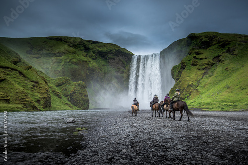 Photos Skogafoss waterfall in Winter, Iceland
