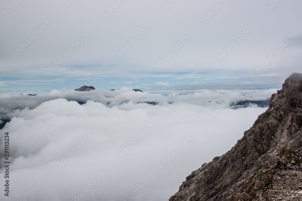 Fototapeta premium dolomites Italien Mountaun and many clouds