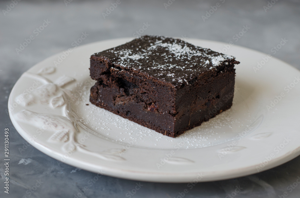Brownies on applesauce and spelled flour with flowers Brownies on applesauce and spelled flour with flowers