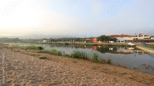 Morning o the silent beach 
