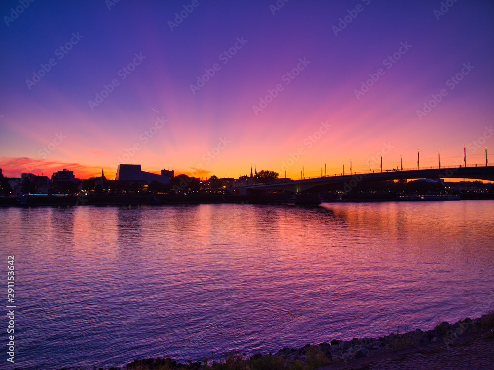 Sonnenuntergang in Bonn Sonnenuntergang in Bonn