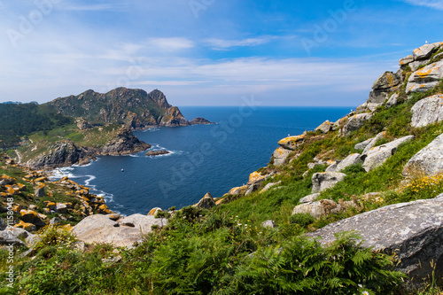 Montaña y mar en las Islas Cíes, galicia, spain