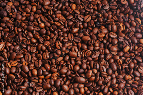 Coffee beans studio shooting © Олександр Цимбалюк