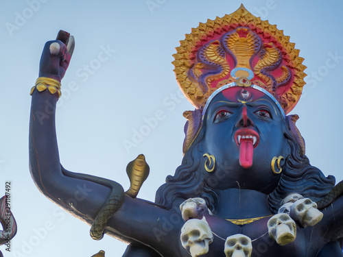 Canvastavla The death lord statue in sanctuary