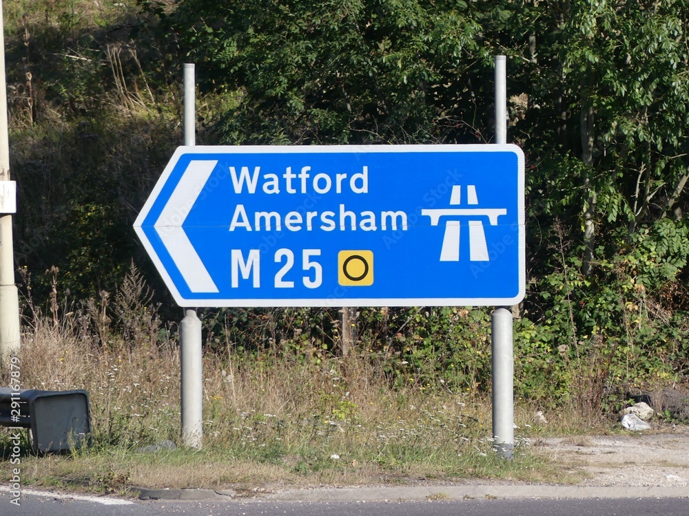 Fototapeta premium M25 slip road entrance sign at Junction 17 for Watford and Amersham
