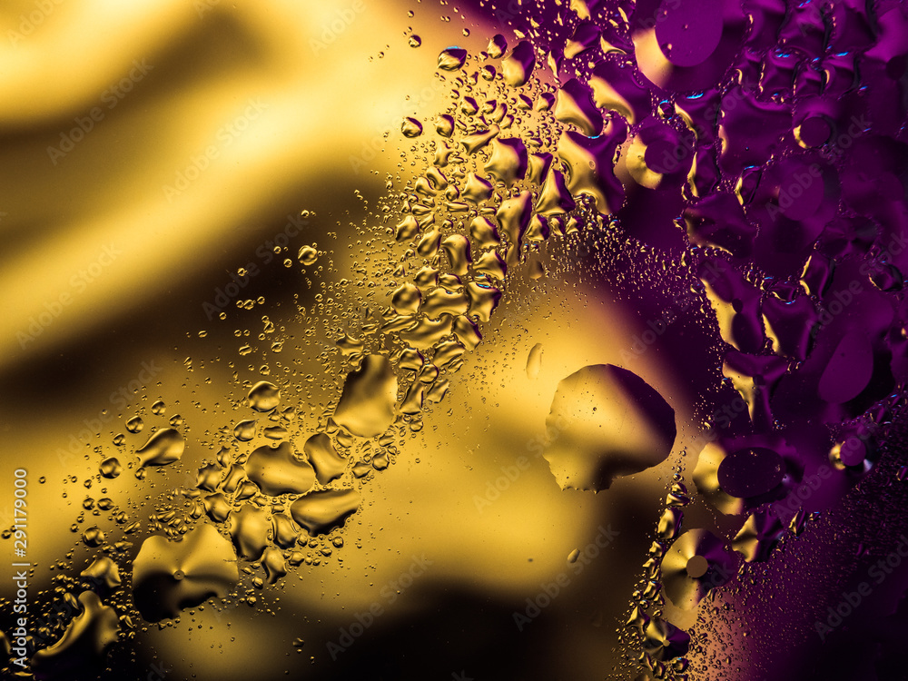 Colourful surreal psychedelic abstract liquid background. Water and oil drops with small air bubbles - obrazy, fototapety, plakaty 
