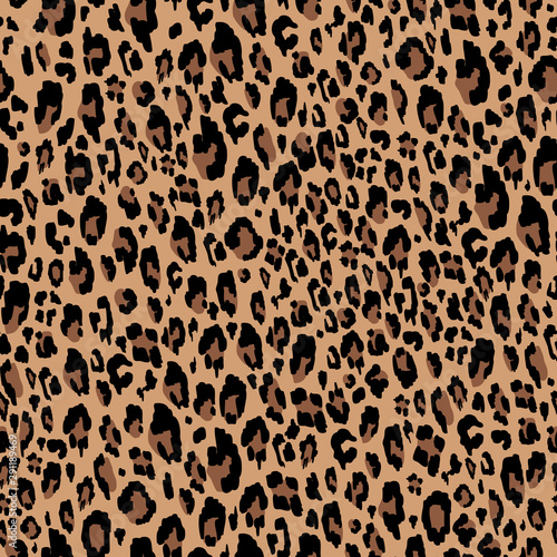  Seamless leopard pattern. Stylish print for the fashion industry.