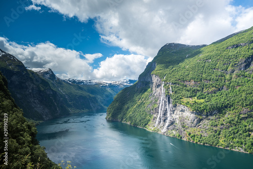 Fotografija Seven sisters waterfall, Geiranger, Geirangerfjord, Norway
