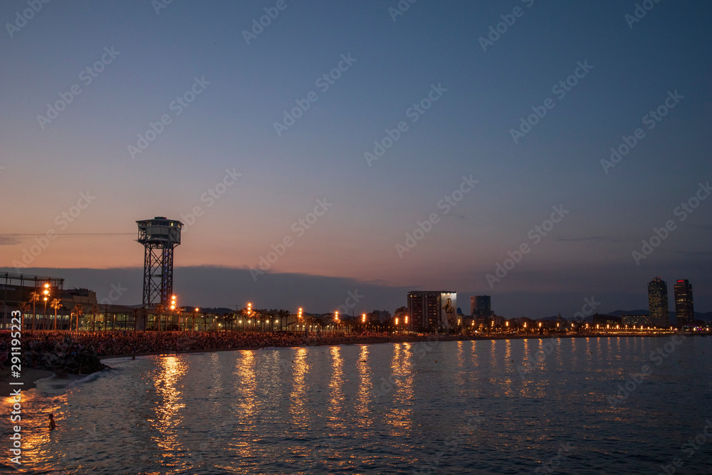 Obraz premium Sunset on the beach of Barcelona