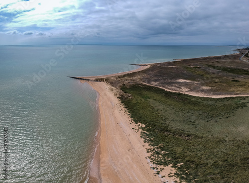 Obraz na płótnie L'Aiguillon sur mer (Vendée, France) - Vue aérienne de la pointe de l'Aiguillon w salonie