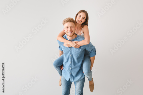 Young couple in stylish cas...