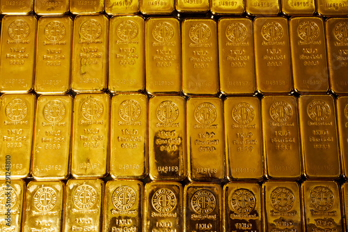 gold bullion photo