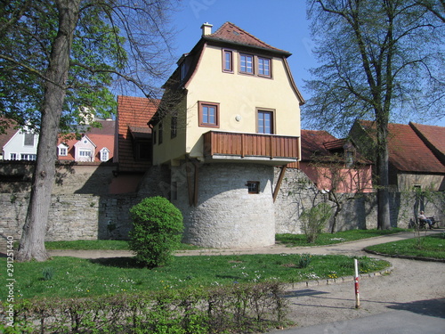 Haus auf Wachturm Stadtmauer Südring Dettelbach