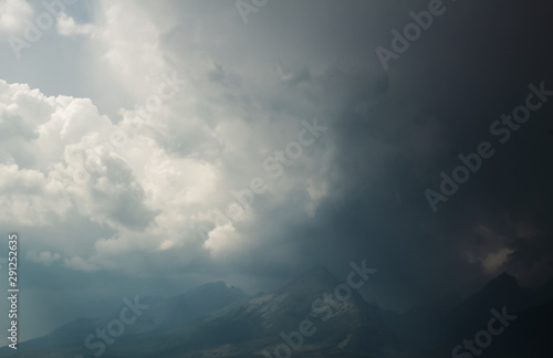 Wallpaper Mural Storm passing Torontodigital.ca